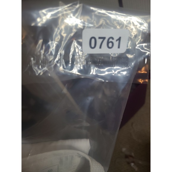 Foxcroft White Plaid Wrinkle Free Button Down Shirt Womens 12 - Picture 5 of 5